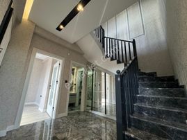 Harmancıkta Özenle Dizayn Edilmiş 4+1 Lüks Villa Özel Fiyatıyla!