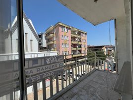 Kocaeli Derince De Tramvaya Komşu Geniş Arakat 3+1 Satılık Daire