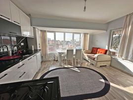 Mehtap Mahallesinde Full Yapılı Önü Açık Eşyalı 2+1 Kiralık Daire