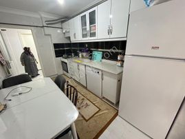 Mülk Emlak Ofisinden Salı Pazarı Mevkiinde 2+1 Y.giriş Emsallerinin En Uygunu Cadde Üstü Yatırımlık