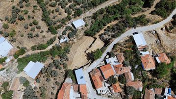 Kemalpaşada 1.039 M² Satılık Fırsat Tek Tapu Köyiçi İmarlı Arsa