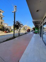 Yalova Çiftlikköy M.akif'de Kiralık Depolu 300 M2 Dükkan