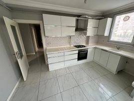 İlkadım Derebahcede Site İçi Satılık Geniş 3+1 Yüksek Kredi Ve Fuzuleve Uygun