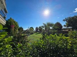 Didim Altınkum'da Havuzlu Site İçi Bölgenin En Büyük 1+1 Dairesi !