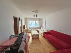 Şafaktepe'de Dikimevine Yürüme Mesafesinde Katt Full Eşyalı 2+1 Kiralık