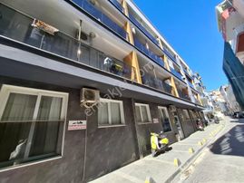 Kuşadası Türkmen'de Sahile 100mt. Yeni Belediye Arkası 1+1 Kiralık Daire