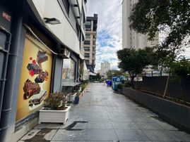 Bostancı'da Devren Kiralık Dondurmacı Ve Cafe