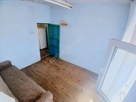 Eu Gayrimenkul'den Babakale Limanda Deniz Manzaralı Köy Evi