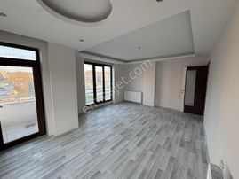 Mir'den Bahçelievler Savaştepe Cad. Kiralık 2+1 Daire