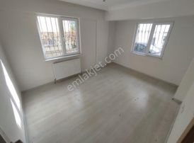 Malazgirt Mh Cd'ye Yakın Ful Yapılı 3+1 Ebeveyn Banyolu Daire