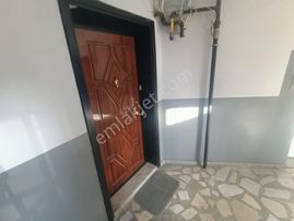 Anadolu Caddesine 100 M 3+1 Full Eşyalı Bakımlı Daire