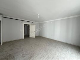 Ulaş Gayrimenkulden Şehir Merkezinde Asansörlü 2+1 Sıfır Daire