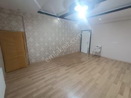 Makro Life Gayrimenkul'den Satılık 75 Yürüme Mesafesinde 4+1 Satılık Fırsat Daire