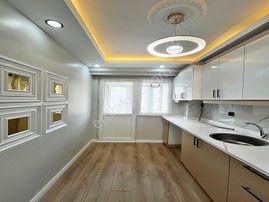 Esenyurt Mehterçeşme Mahallesinde Çift Balkonlu Metrobüse Yakın Arakat 2+1 Daire