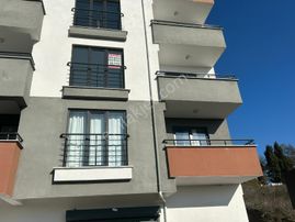 Ar-han Emlak’tan Tarla Sokak’ta Kiralık 2+1 Daire