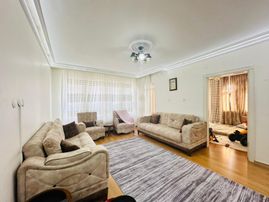 Pursaklar Ufuk Kılıç Emlak'tan Merkezi Yerde 3+1 Masrafsız Daire