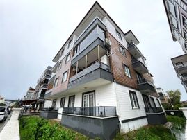 📢aygül'den Akçay'da 7 Yaşında Masrafsız Doğalgazlı Ön Cephe Ara Kat Açık Mutfaklı 3+1 Satılık Daire