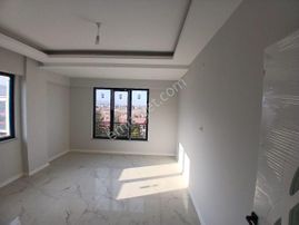 Akçay Emlak'tan Akşehir Park Hayat Hastahanesi Civarı Satılık Sıfır 3+1 Daire