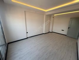 Cumhuriyet Mah'sinde 2+1 Sıfır Daireler