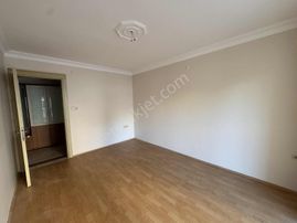 Mirden Balıkesir Göğüs Hastanesi Karşısı Kiralık Geniş 3+1 Daire