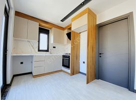 Gazi De Şifa Hastanesine 400 M Mesafede Arakat Asansörlü 1+1