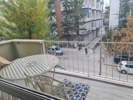 Ara Kat Ön Cephe 3+1 Full Yapılı Ebeveyn Banyolu