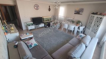 Bademlikte Asansörlü 5+1 Dublex Daire