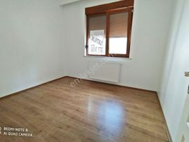 Yakacık Meydana Yürüme Kredi Limitsiz 3+1 İskanlı - Ankastreli