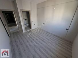 Merkezde Sıfır Geniş 2+1 Ebeveyn Banyolu