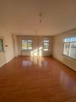 Kartal Metroya Yürüme 24,5m2 Arsa Paylı 3+1 Balkonlu Satılık