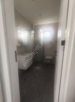 Büşra Gayrimenkulden Yeni Mah Satılık Daire 3+1 Kat 3 Ebeveyin Banyolu 120m2 İskanlı