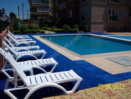 Remax Natural Den Topçular Havuzlu Sitede 2+1