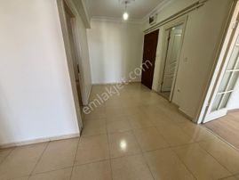 Esenyurt İnönü Mah. Caddeye Yakın Satılık Geniş Arakat Daire