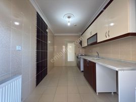 Ufuk Kılıç Emlak'tan 3+1 Merkez'de Masrafsız Yeni Bina'da K.otoparklı Daire