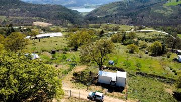 Göl Ve Doğa Manzaralı Huzur Dolu Bir Yatırım Fırsatı!