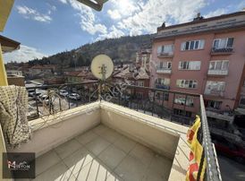 Sümer'de 100 M2 3+1 Kiralık Daire