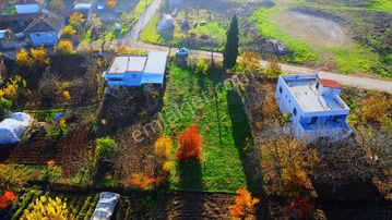 Yenişehir Osmaniye De Köy İçinde Yola Cephe 715 M² İmarlı Arsa