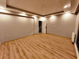 Eyüp Rami Yeni Mh. 2+1 , Sıfır, Lüks, Arakat , Asansörlü , Bereç Metroya 3-4 Dk