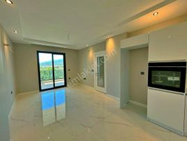 Uytun'dan Akçay-güre Arası Havuzlu Lüks Sitede 2+1 Dubleks Daire