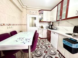 Pursaklar Ufuk Kılıç Emlak'tan Fatih Mh. Masrafsız 3+1 Y.giriş Daire