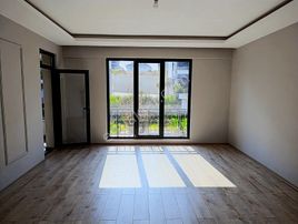 Kariyer Gayrimenkul'den Ultralüks Siteiçi Arakat Daire Satılık