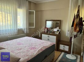 Karşıyaka Körfez Mahallesinde Satılık 4+1 Daire