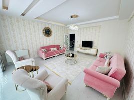 Bağcılar Aram Tigran Caddesin De Satılık 3,5+1 Daire..