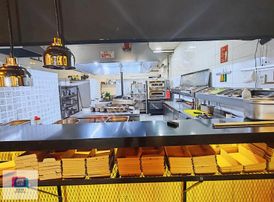 Çiğli'de Tabela Değeriyüksek Merkezi Konumda Devren Kiralık Cafe