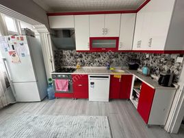 Ufuk Kılıç Emlak'tan Hicret Camii Yakını 3+1 Ara Kat Daire