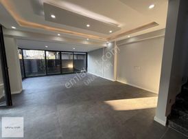 Sıfır-havuzlu, Geniş M2! Aziziye'nin En Güçlü Fırsat Villası''