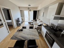 Suryapı Corridor'da Satılık 1+1 66m2 En Üst Kat Eşyalı Boş Daire