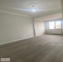 Doğan Araslının Dibinde Arakat 3+1