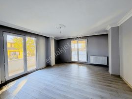 Atalar Mah Kiralık Arakat Teraslı 3+1