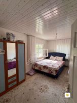 Alakova Mahallesinde 2 Katlı Girişleri Ayrı Müstakil Ev